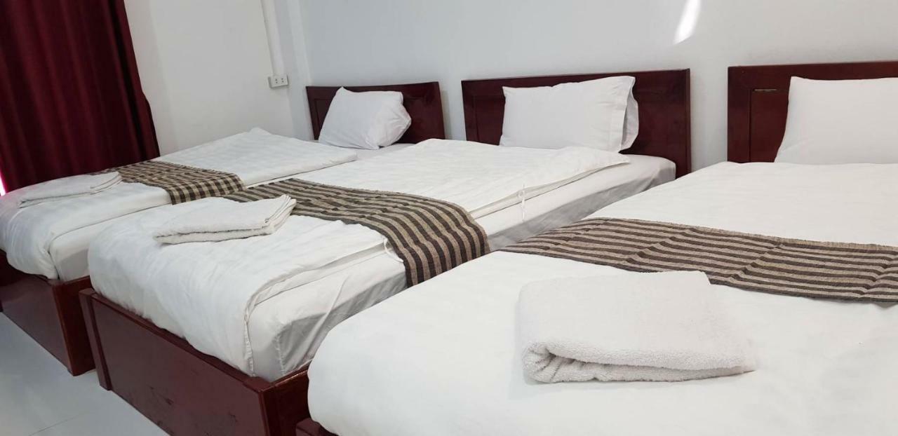 Sipanya Guesthouse Muang Phônsavan Buitenkant foto