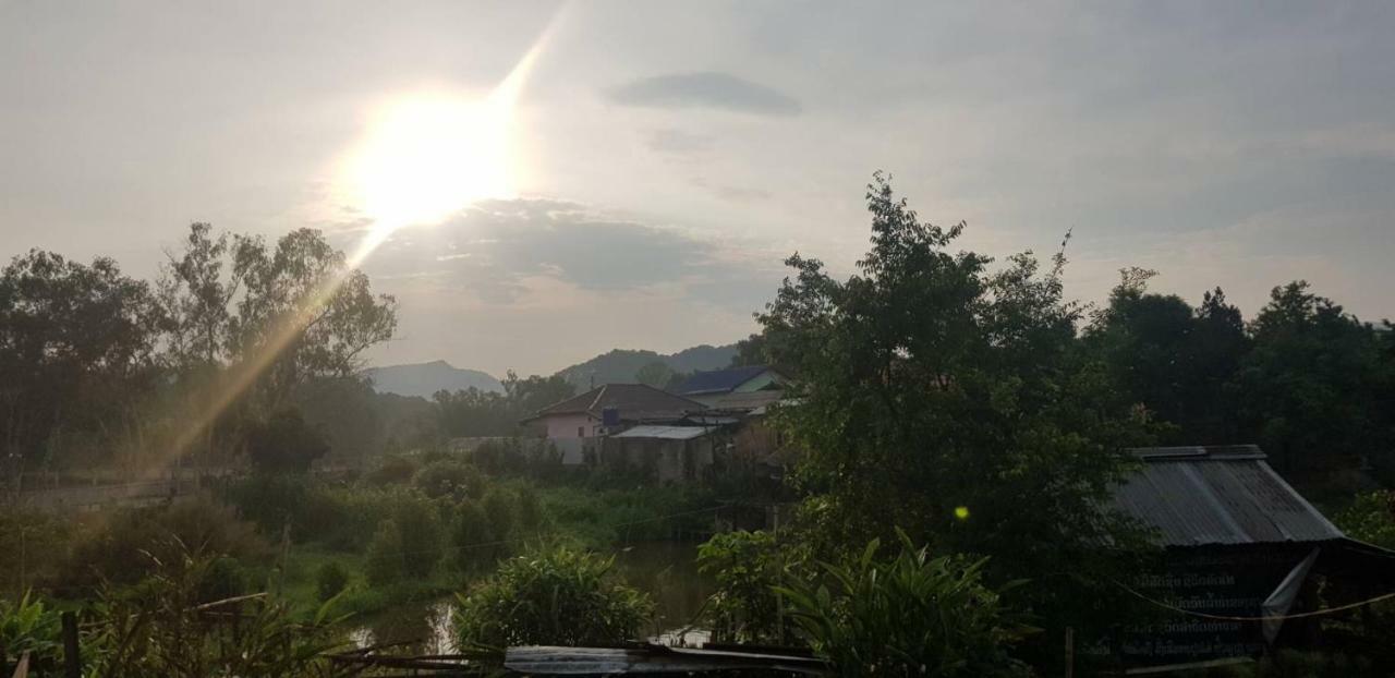 Sipanya Guesthouse Muang Phônsavan Buitenkant foto